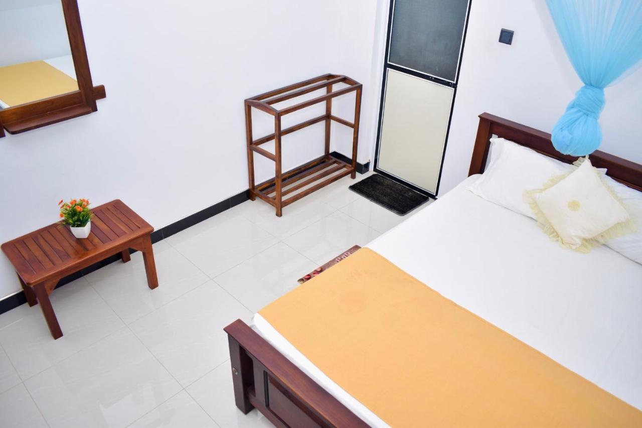 Geethani Tourist Home 폴로나루와 외부 사진