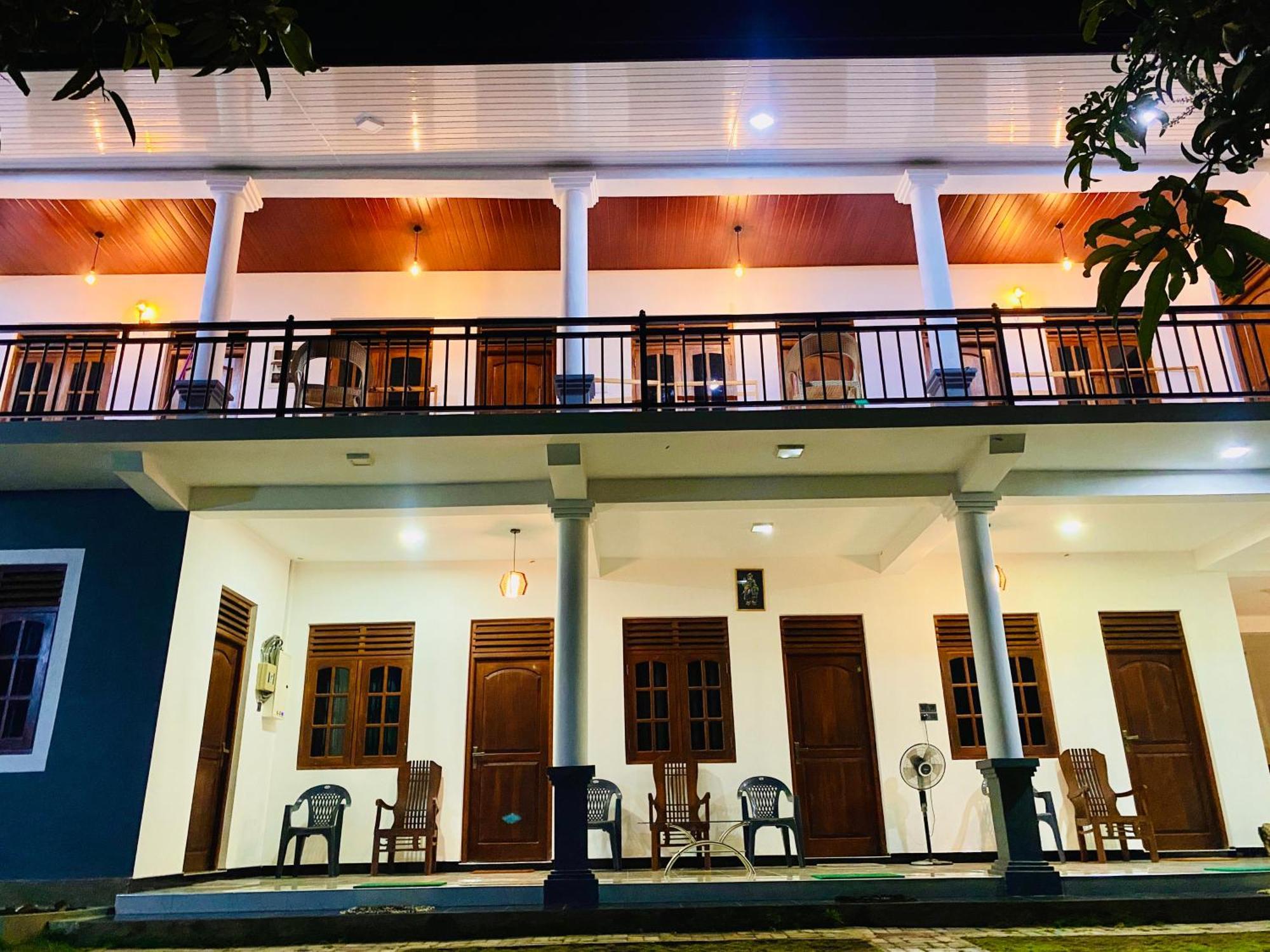 Geethani Tourist Home 폴로나루와 외부 사진