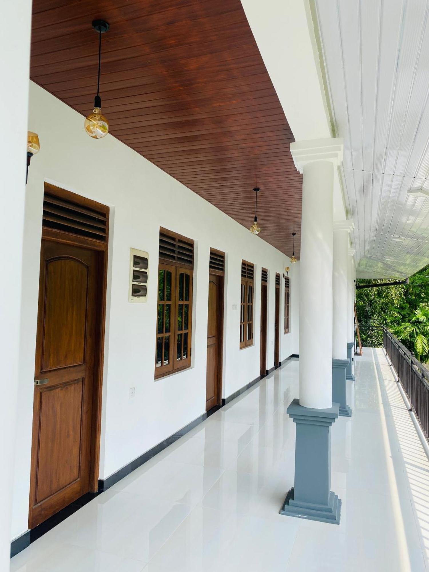 Geethani Tourist Home 폴로나루와 외부 사진